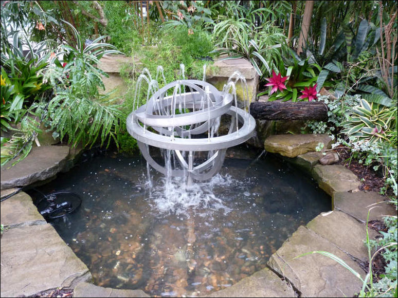 Pond Fountain Large A Stone Decor